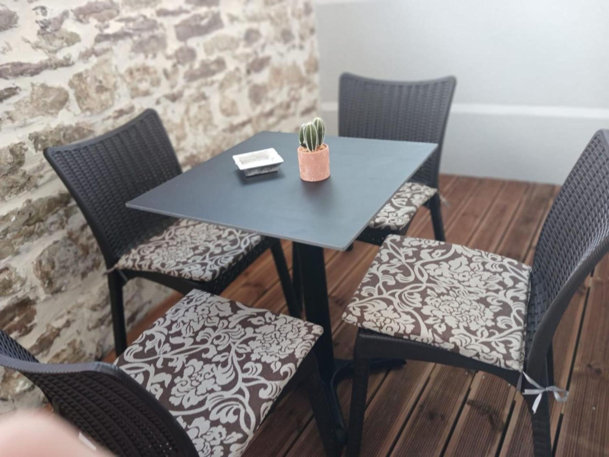 Mato Apartment Gjirokastra Kültér fotó