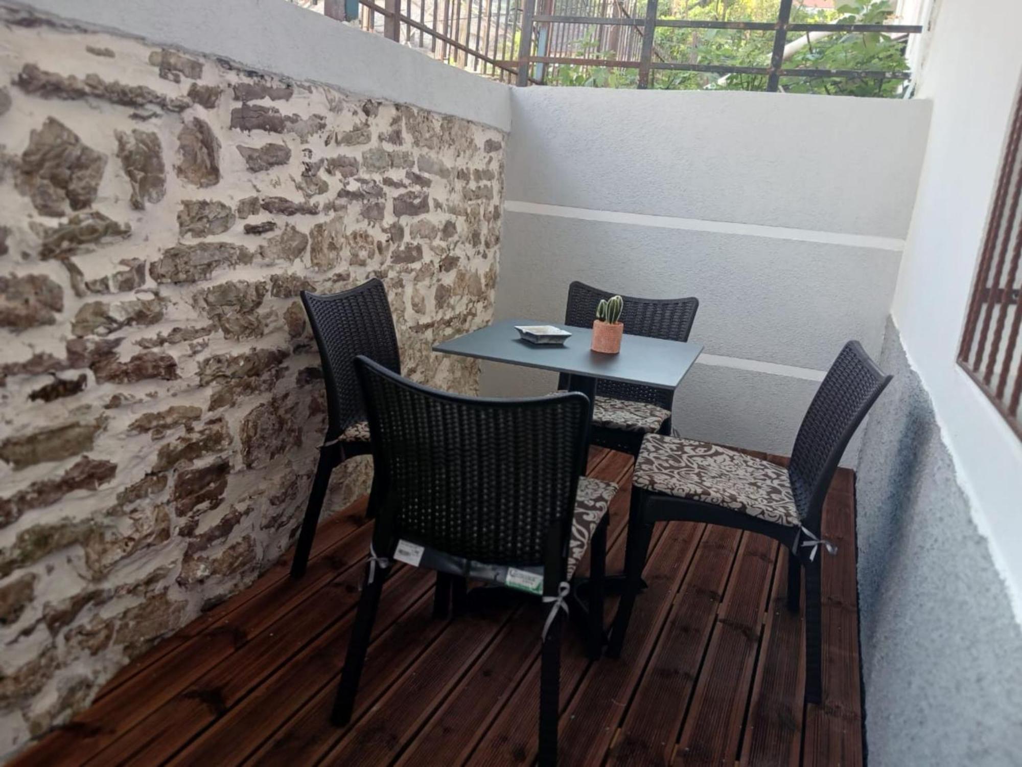Mato Apartment Gjirokastra Kültér fotó